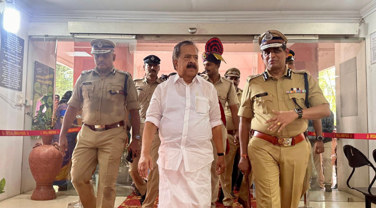 ramesh-chennithala2.avif