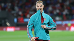 CR7 15