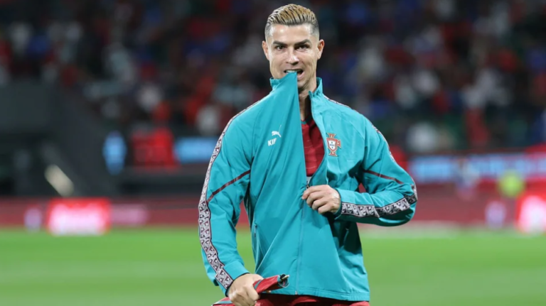 CR7 15