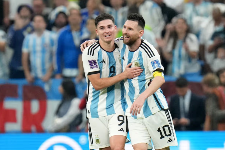 messi and alvarez